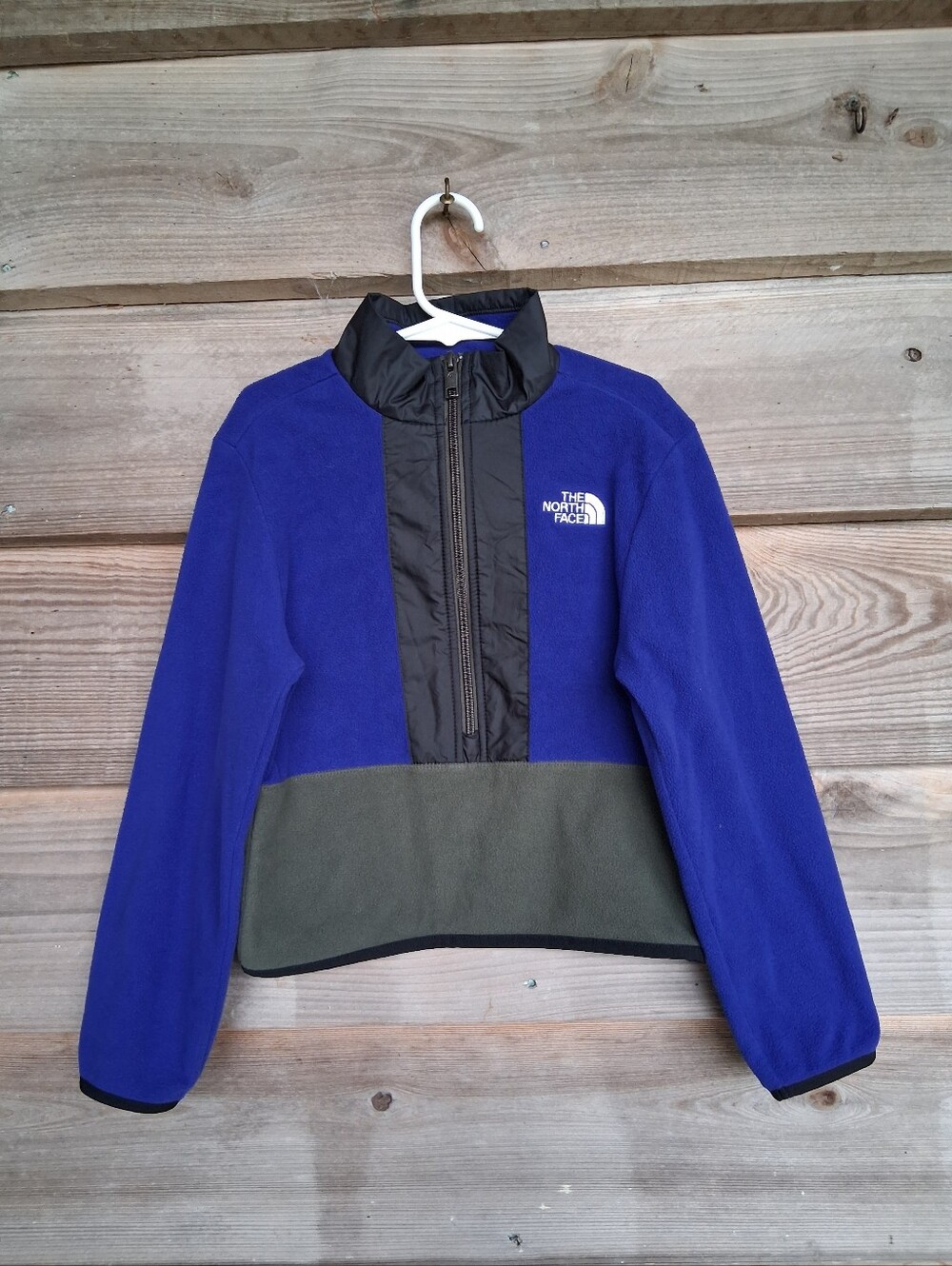 The North Face Teen Glacier 1/2-Zip Pullover.